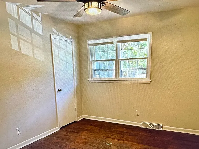 12224 Chicamauga Trl SE — Photo 2