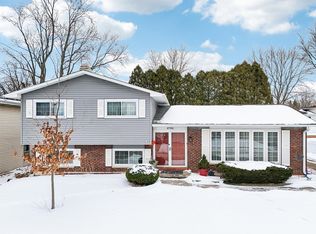 2705 Jacquelyn Ln, Waukegan, IL 60087