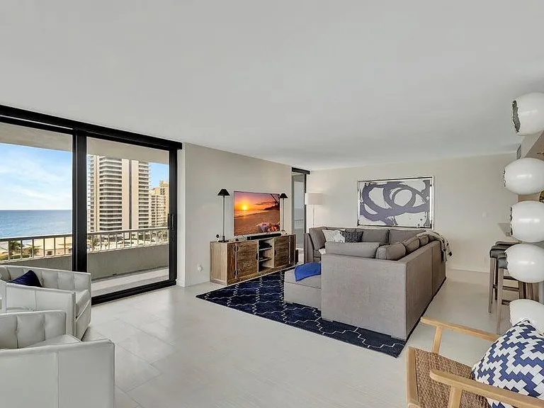 5550 N Ocean Dr #8A — Photo 3