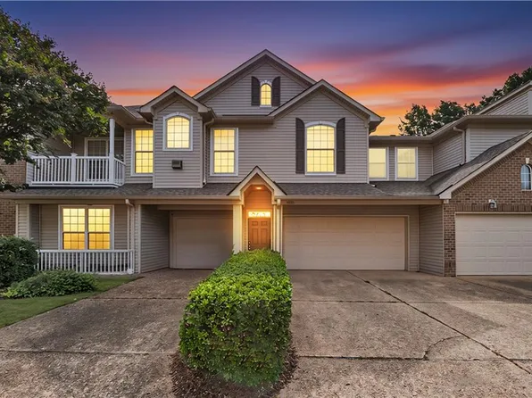 1006 Grand Oak Ln, Virginia Beach, VA 23455