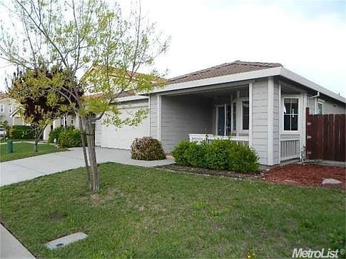 3rd image of 2225 Jamaica Way