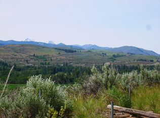 5 Homestead Hills Rd, Twisp, WA 98856