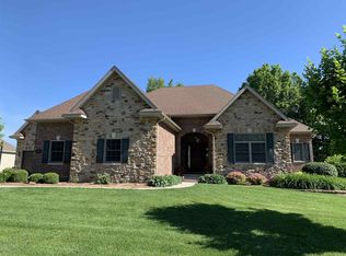 289 Juniper Ln, Plymouth, IN 46563