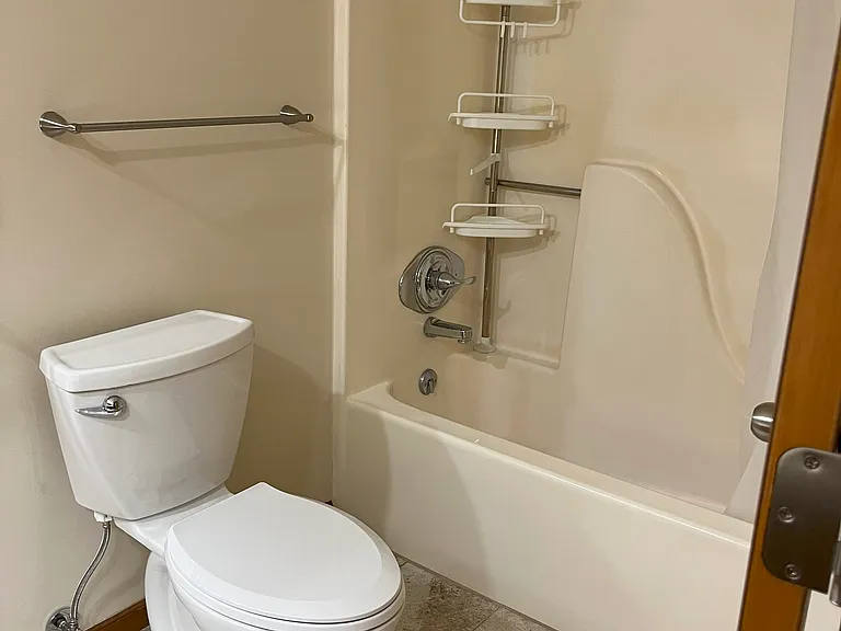 320 Eldridge Ln — Photo 11