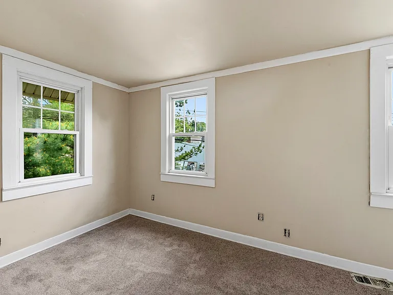 9 Belden Pl — Photo 10