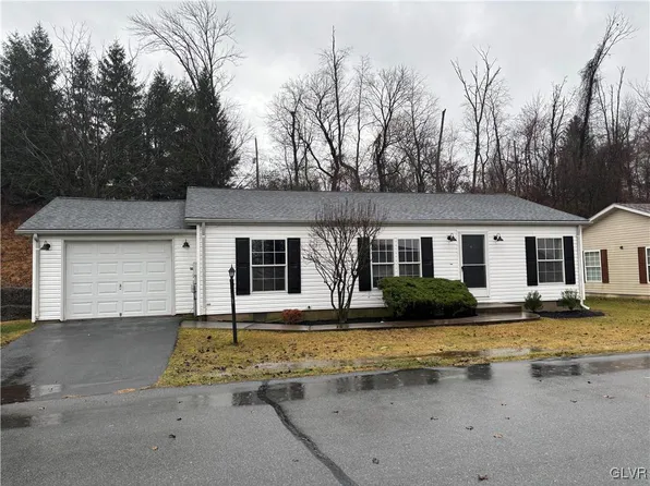 13 Abbey Rd, Easton, PA 18040