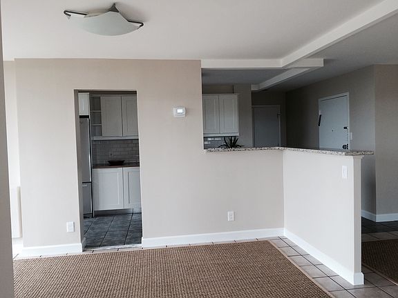 3rd image of 3333 University Blvd W APT 1112