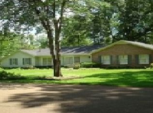 807 Valley Rd, Kosciusko, MS 39090