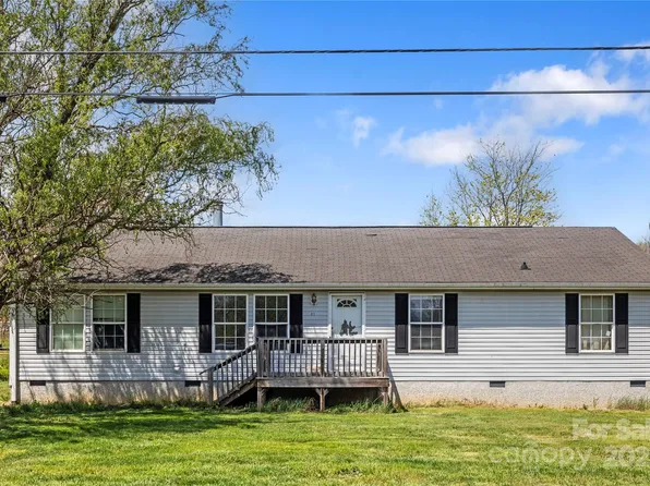 91 Bethel Dr, Canton, NC 28716