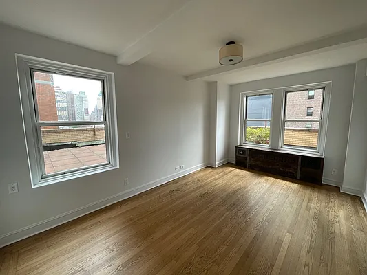 Rented by Compass | media 17