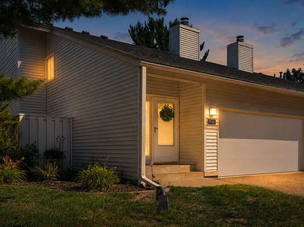 936 Monterey Ct S, Shoreview, MN 55126