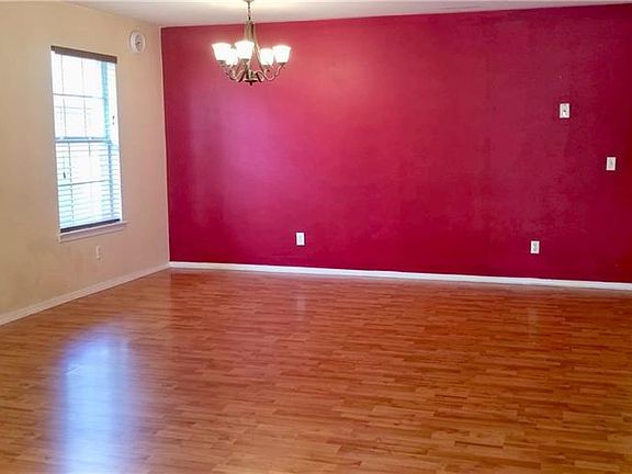 5th image of 904 Turnbridge Dr
