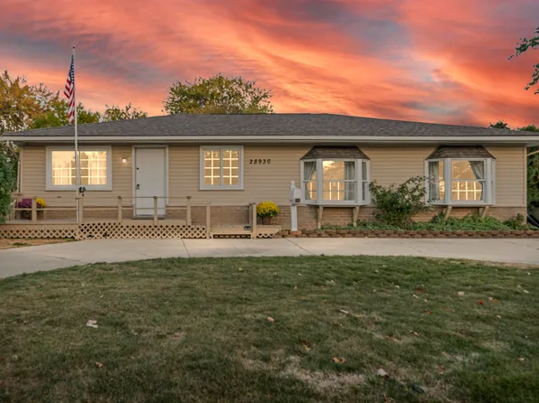 28930 Little Mack Ave, Saint Clair Shores, MI 48081