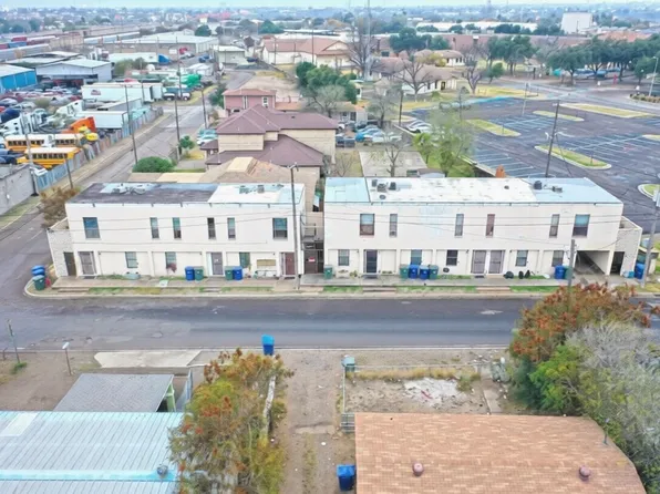 920 San Ignacio Ave, Laredo, TX 78040