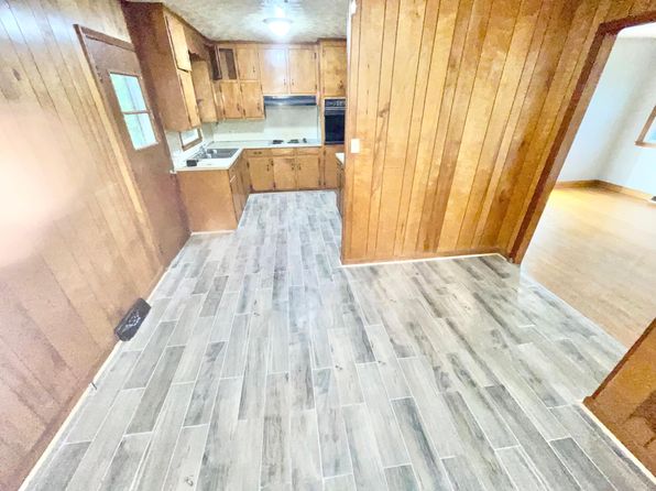 (undisclosed Address)