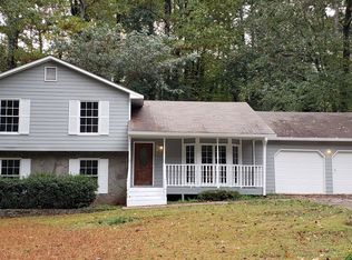 1472 Silver Maple Ct, Lilburn, GA 30047