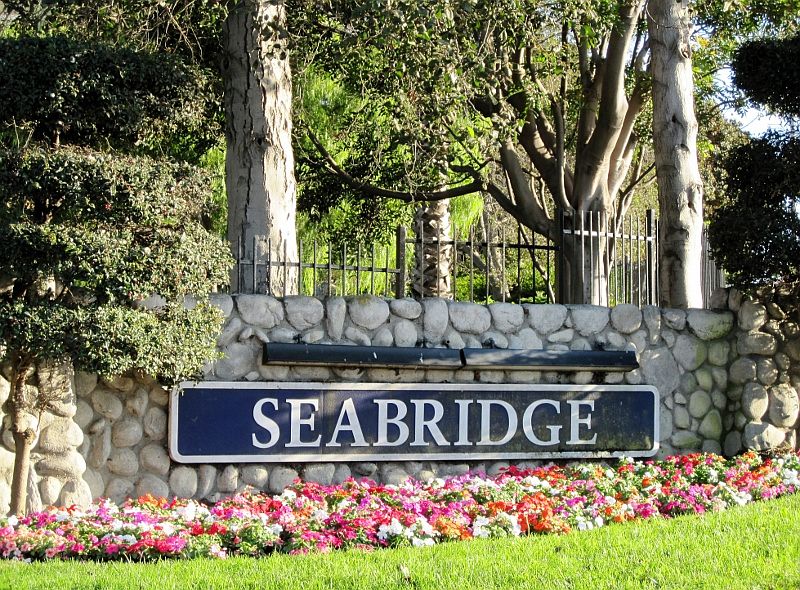 Lovely Seabridge HB Condo