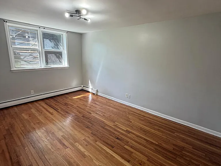 25 Linden Ave #A5 — Photo 6