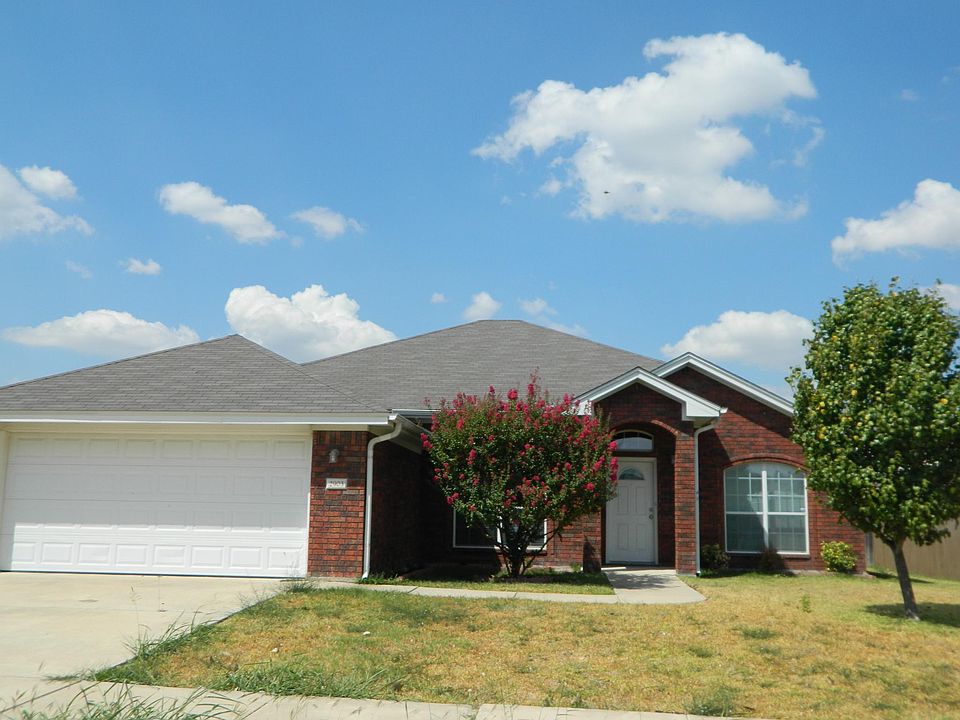 1st image of 2903 Wisteria Ln