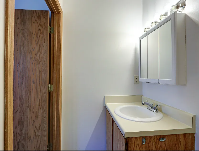 Kensington Manor — Photo 4