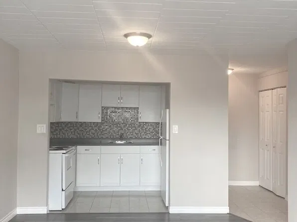 928 Howard Ave, Windsor, ON