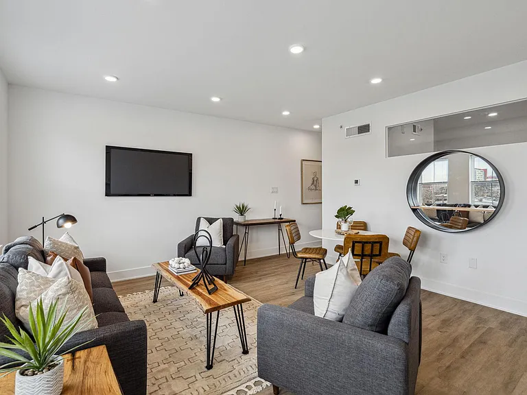 1201 W Girard Ave — Photo 93