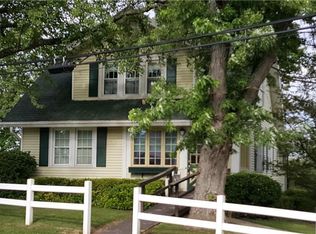 3 S Charleston Rd, Jamestown, OH 45335