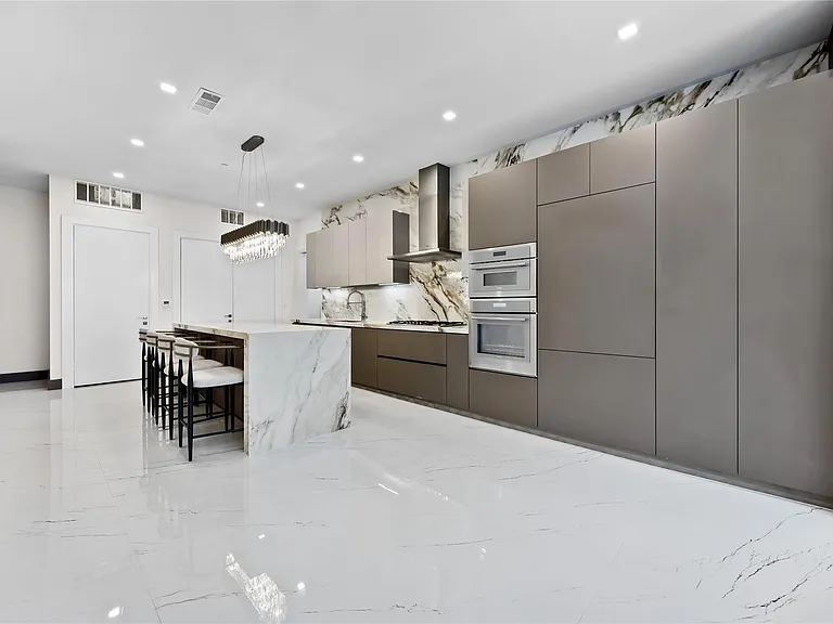 1711 Allen Pkwy #1907 — Photo 5