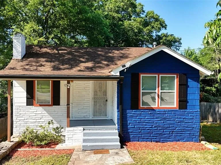 1888 Vesta Ave — Photo 1