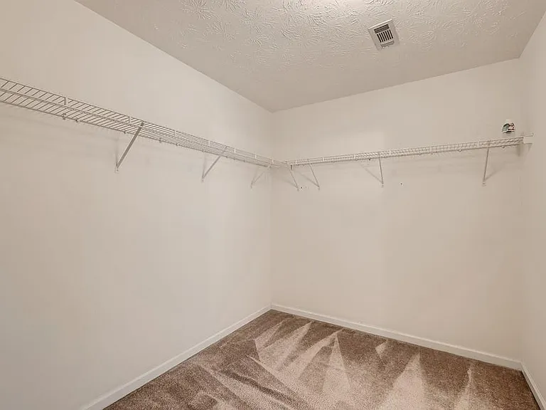 390 Saddle Bridge Dr — Photo 20