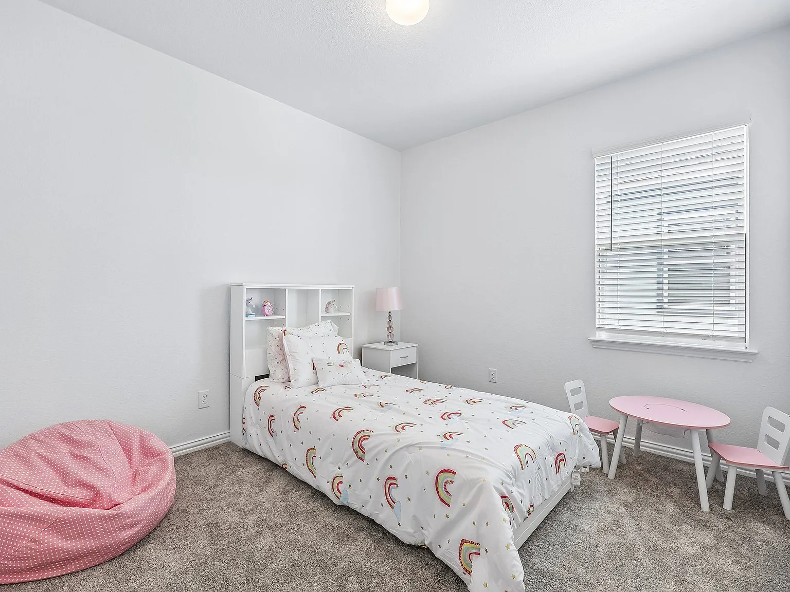 1914 Bluebonnet Ln - Model Home — Photo 4