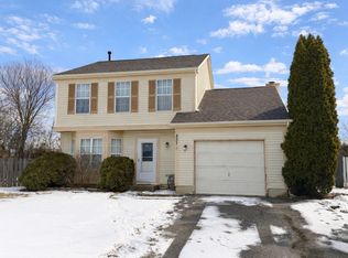 837 Benridge Ct, Mundelein, IL