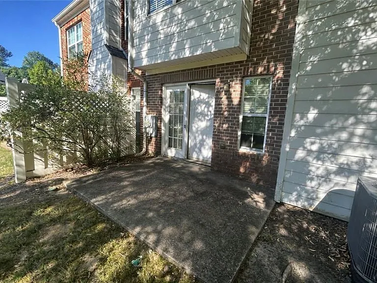 3233 Glenloch Pl — Photo 13