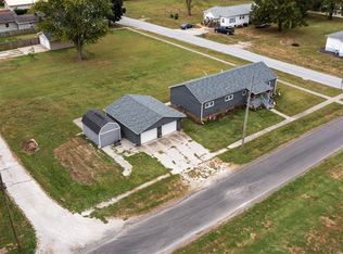 210 Fulton St, Gillespie, IL 62033