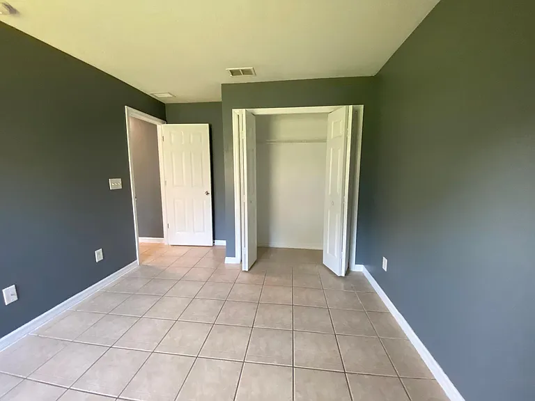 76 Providence Ln #A — Photo 5