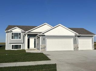 2201 6th Ave NE, Kasson, MN 55944