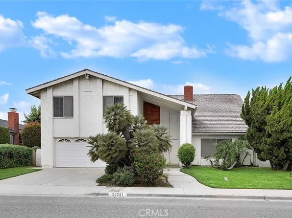 20251 Wind Cave Ln, Huntington Beach, CA 92646