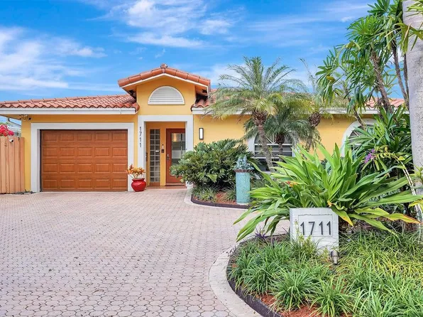 1711 NE 48th Court, Fort Lauderdale, FL 33334