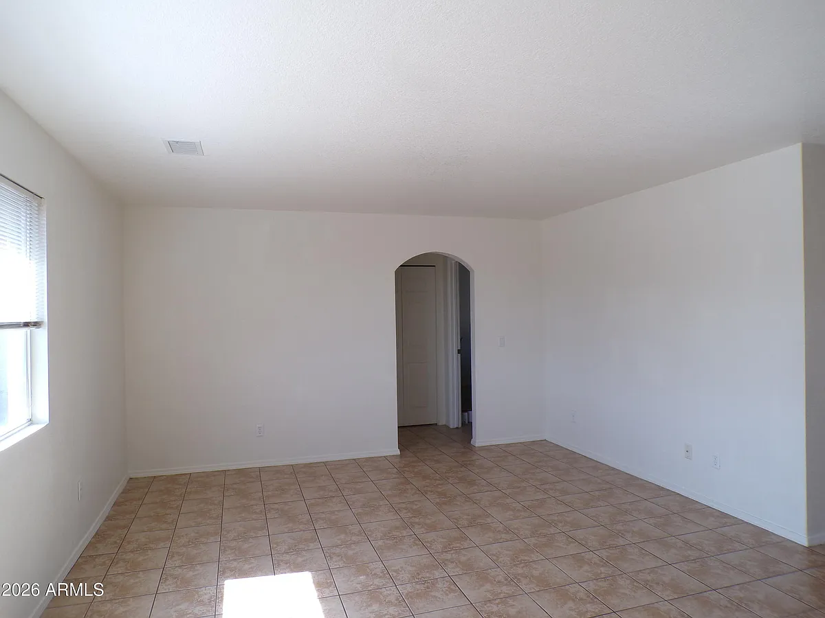 Building Photo - 440 Casner Dr