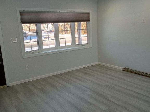 5th image of 1761 Pineview Rd