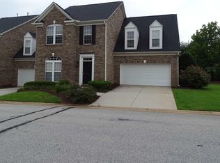 2 Everleigh Ct, Simpsonville, SC 29681