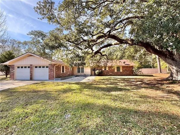 105 Athene Dr, Slidell, LA 70460