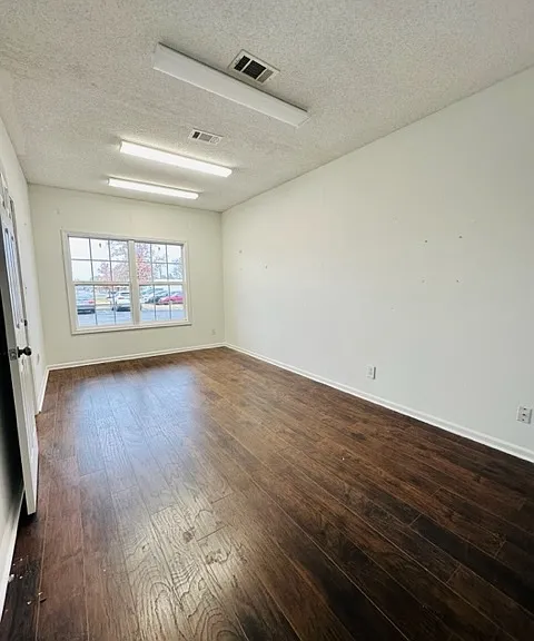 2729 E Nettleton Ave #E — Photo 21