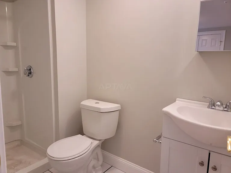 8 Kenwood St #1 — Photo 3