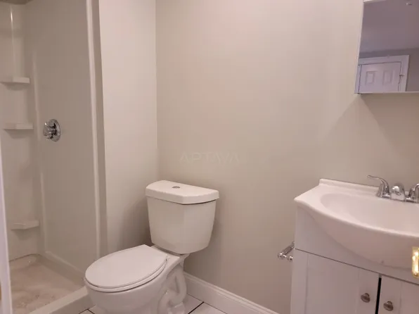 8 Kenwood St #1, Somerville, MA 02144