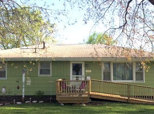 420 W 7th St, Washington, IA 52353