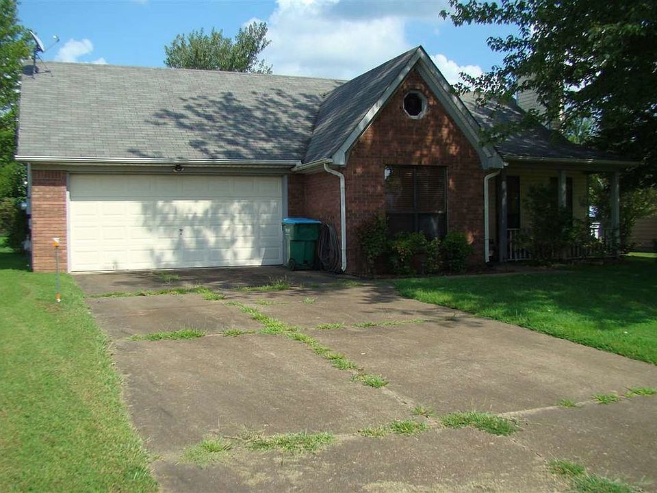 2nd image of 358 Brenda Dr