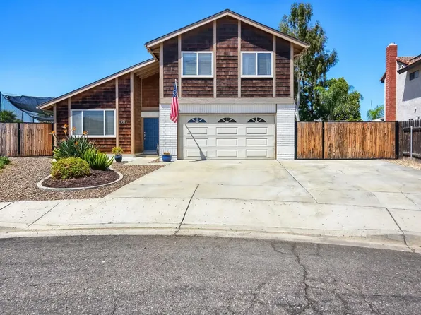 9518 Hillcreek Way, Santee, CA 92071