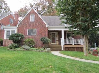 894 N Kensington St, Arlington, VA 22205