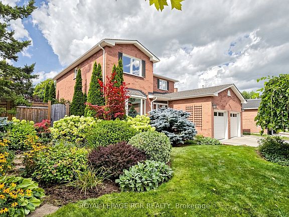 4th image of 981 Krista Ct